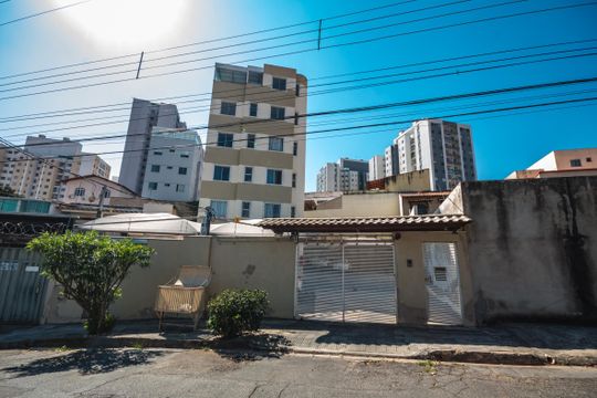 Fachada de apartamento à venda com 3 quartos, 8469m² em Floramar, Belo Horizonte