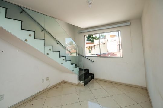 Sala de apartamento à venda com 3 quartos, 8469m² em Floramar, Belo Horizonte