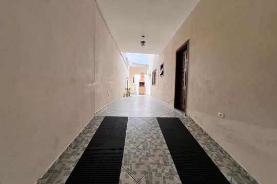 Garagem de casa à venda com 3 quartos, 250m² em Jardim Santa Beatriz, Guarulhos