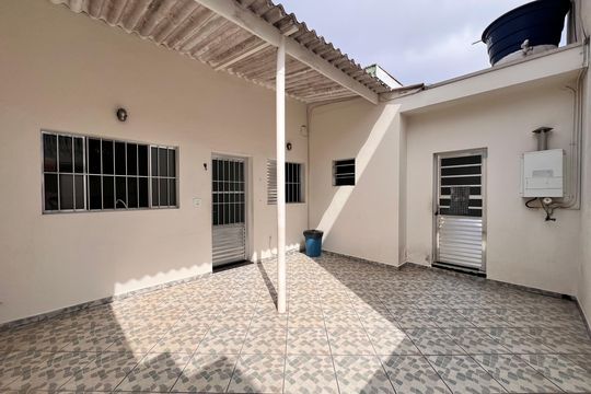 Casa 2 de casa à venda com 3 quartos, 250m² em Jardim Santa Beatriz, Guarulhos