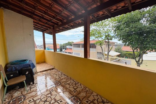 Sacada de casa à venda com 2 quartos, 191m² em Jardim Cruz Alta, Várzea Paulista