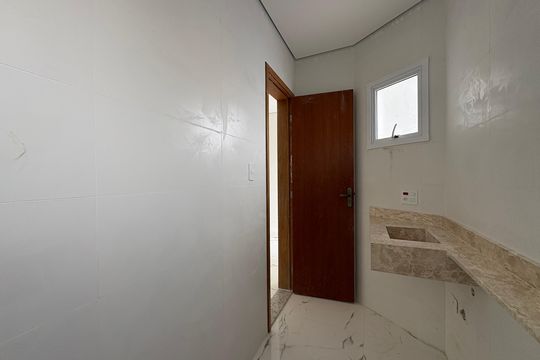Banheiro da Suíte de apartamento à venda com 2 quartos, 90m² em Vila Curuçá, Santo André