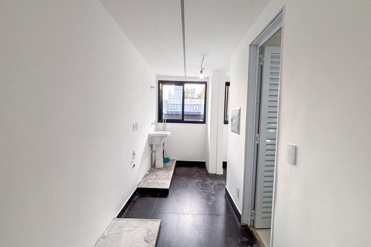 Área de Serviço de apartamento à venda com 3 quartos, 264m² em Vila Madalena, São Paulo