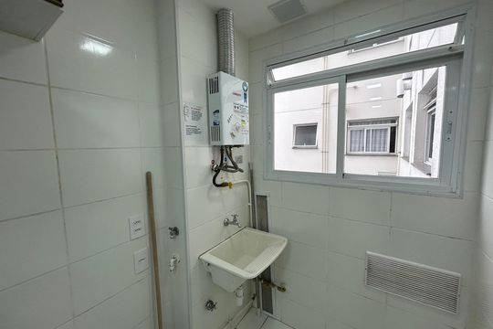 Área de Serviço de apartamento para alugar com 2 quartos, 45m² em Piedade, Rio de Janeiro