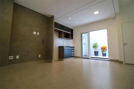 Casa à venda com 2 quartos, 103m² em Cambuci, São Paulo