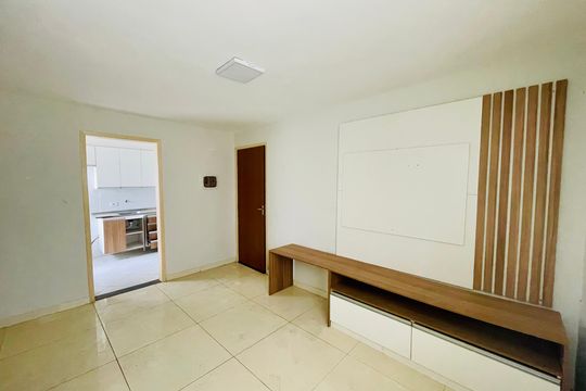 Sala de apartamento para alugar com 2 quartos, 48m² em Jardim São Luis, Guarulhos