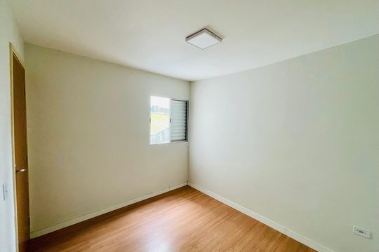 Quarto 1 de apartamento para alugar com 2 quartos, 48m² em Jardim São Luis, Guarulhos