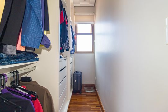 Closet - Suíte 3 de apartamento para alugar com 3 quartos, 370m² em Vila Regente Feijó, São Paulo