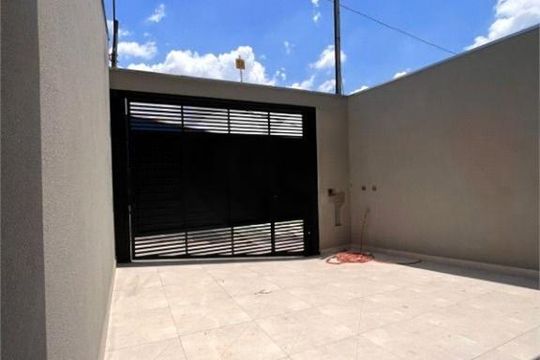 Casa à venda com 2 quartos, 122m² em Vila Clarice, Santo André