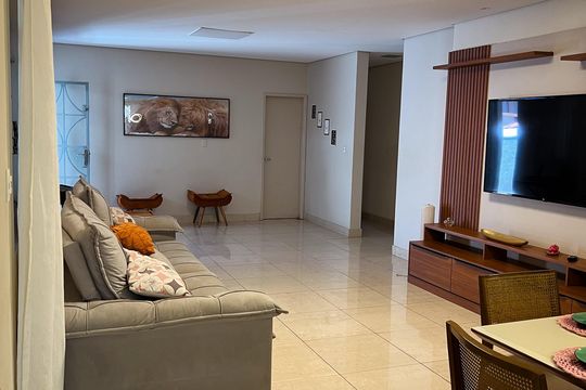 Sala de casa à venda com 3 quartos, 450m² em Novo Progresso, Contagem