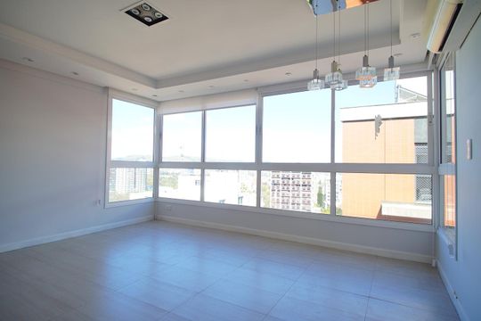 Sala de apartamento à venda com 1 quarto, 51m² em Petrópolis, Porto Alegre