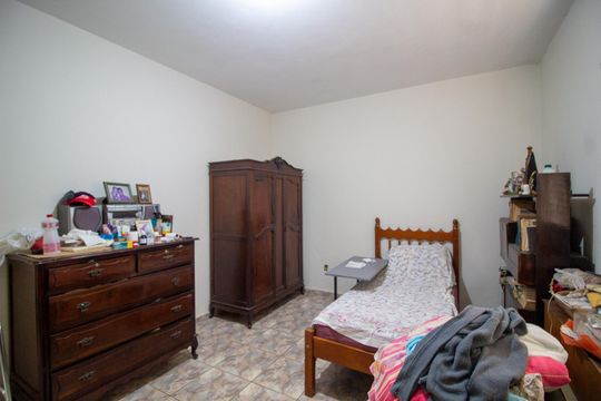 Quarto 2 de casa para alugar com 4 quartos, 330m² em Jardim Emilia, Sorocaba