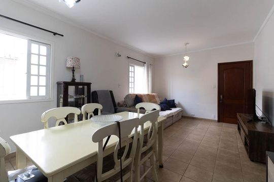 Sala de casa à venda com 4 quartos, 153m² em Vila Brasilio Machado, São Paulo