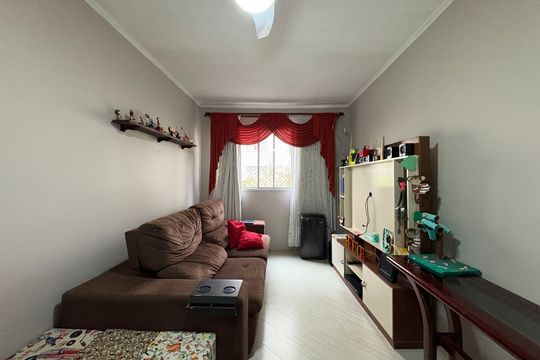 Sala de apartamento à venda com 2 quartos, 60m² em Vila Lutécia, Santo André