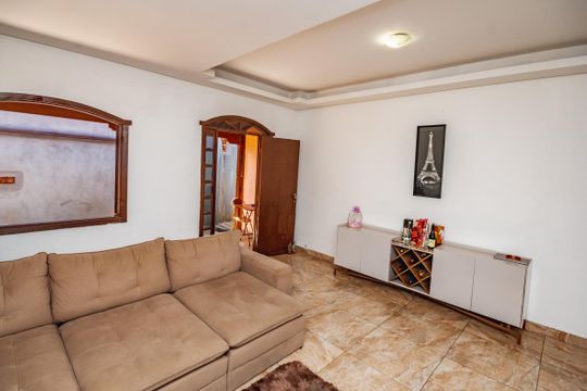 Sala de casa à venda com 2 quartos, 300m² em Apolonia, Belo Horizonte