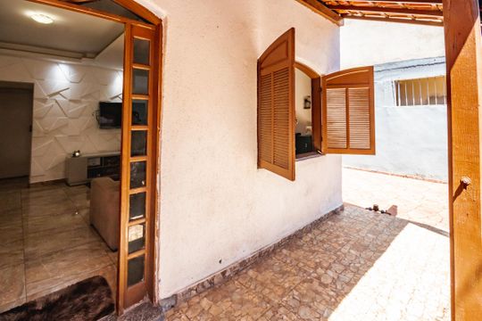 Área comum de casa à venda com 2 quartos, 300m² em Apolonia, Belo Horizonte