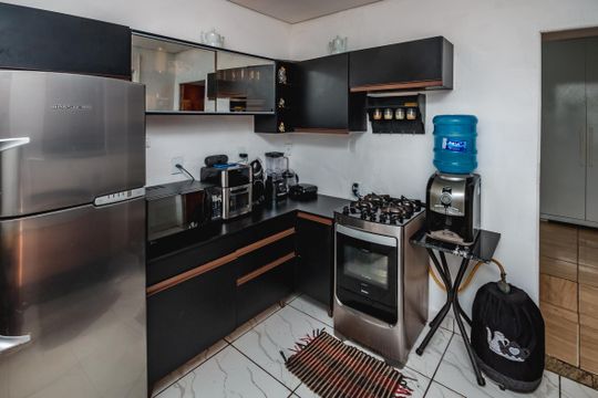 Cozinha de casa à venda com 2 quartos, 300m² em Apolonia, Belo Horizonte