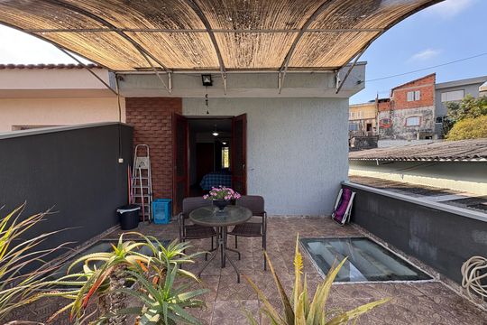 Varanda da Suíte 1 de casa à venda com 3 quartos, 185m² em Vila Curuçá, Santo André