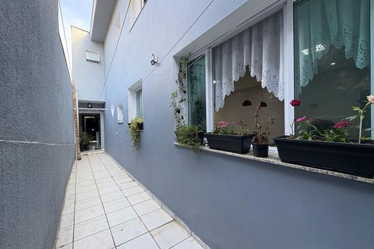 Quintal de casa à venda com 3 quartos, 185m² em Vila Curuçá, Santo André