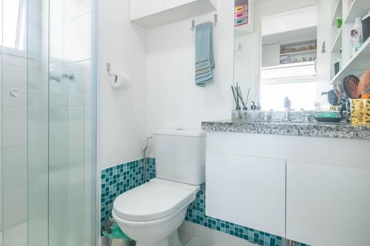 Banheiro de kitnet/studio à venda com 1 quarto, 38m² em Vila Mariana, São Paulo
