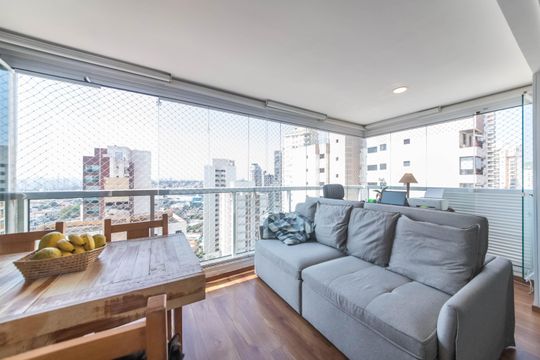 Varanda  de kitnet/studio à venda com 1 quarto, 38m² em Vila Mariana, São Paulo