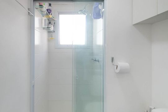 Banheiro de kitnet/studio à venda com 1 quarto, 38m² em Vila Mariana, São Paulo
