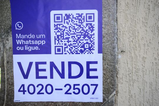 Placa de casa para alugar com 3 quartos, 330m² em Vila Mariana, São Paulo