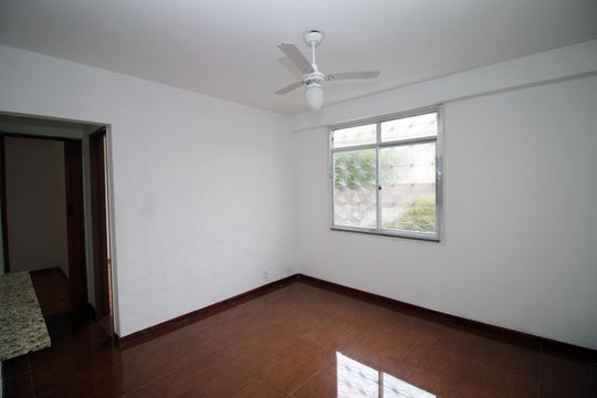 Apartamento à venda com 2 quartos, 50m² em Irajá, Rio de Janeiro