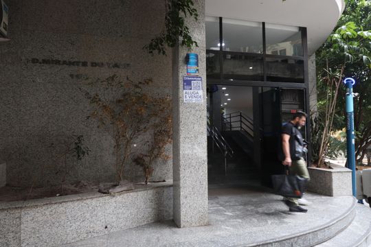 Placa de kitnet/studio à venda com 1 quarto, 37m² em Centro Histórico de São Paulo, São Paulo