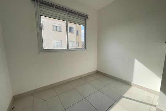 Sala de apartamento para alugar com 2 quartos, 33m² em Jardim Celeste, São Paulo