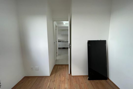 Quarto 1 de apartamento para alugar com 2 quartos, 33m² em Jardim Celeste, São Paulo