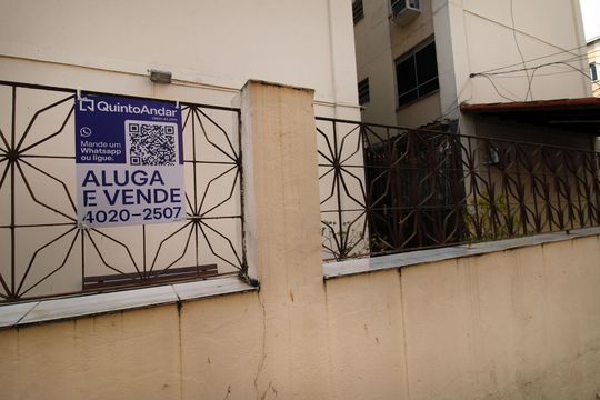 Placa  de apartamento à venda com 2 quartos, 42m² em Irajá, Rio de Janeiro