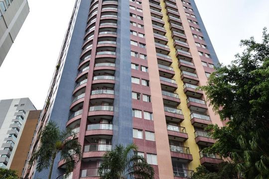 Fachada de casa de condomínio para alugar com 3 quartos, 88m² em Paraíso, São Paulo