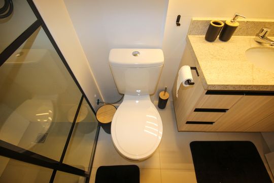 Banheiro de kitnet/studio para alugar com 1 quarto, 37m² em Jardim Portal da Colina, Sorocaba