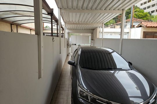 Garagem de casa para alugar com 3 quartos, 170m² em Vila Matilde, São Paulo