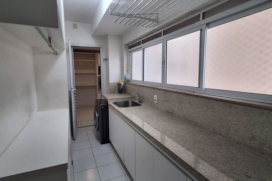 Área de Serviço de apartamento para alugar com 2 quartos, 155m² em Centro, São Bernardo do Campo