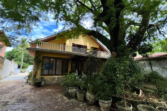 Fachada de casa à venda com 7 quartos, 900m² em Vargem Pequena, Rio de Janeiro