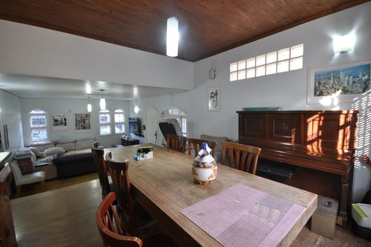 Sala de casa à venda com 4 quartos, 200m² em Tremembé, São Paulo