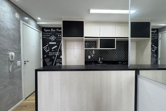 Cozinha de apartamento à venda com 2 quartos, 44m² em Parque Sao Vicente, Santo André