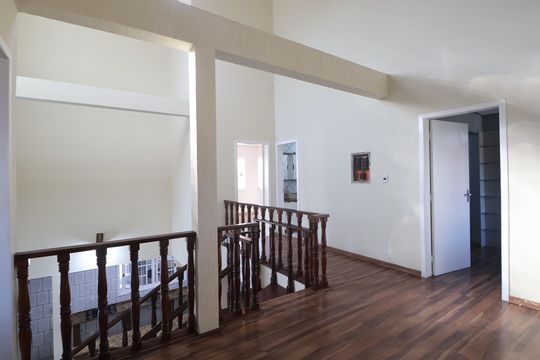 Sala 3 de casa à venda com 3 quartos, 270m² em Rio Branco, Canoas