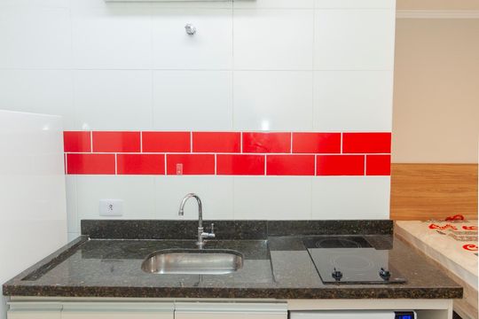 Cozinha de kitnet/studio para alugar com 1 quarto, 16m² em Jardim São Luís, São Paulo