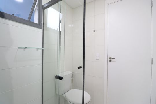 Banheiro de apartamento para alugar com 1 quarto, 25m² em Barra Funda, São Paulo