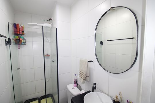 Banheiro de apartamento para alugar com 2 quartos, 43m² em Vila Pedra Branca, São Paulo