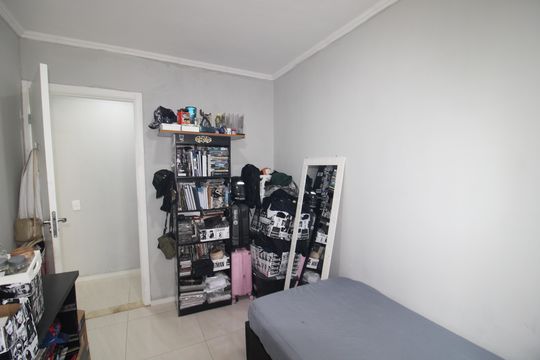Quarto 2 de apartamento para alugar com 2 quartos, 43m² em Vila Pedra Branca, São Paulo