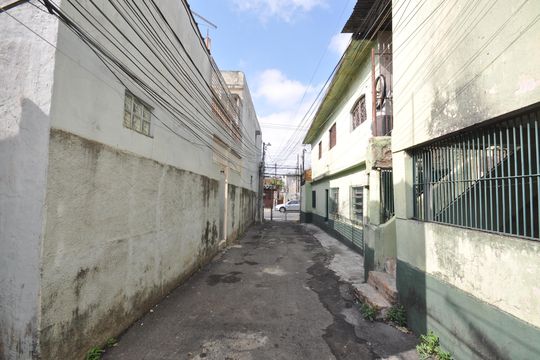Entrada da vila de casa à venda com 1 quarto, 60m² em Vila Constança, São Paulo