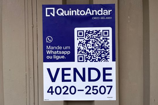 Casa à venda com 4 quartos, 247m² em Santa Monica, Belo Horizonte