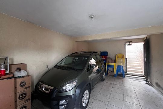 Garagem de casa à venda com 3 quartos, 360m² em Manacás, Belo Horizonte