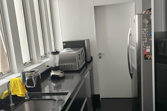 Cozinha de apartamento à venda com 3 quartos, 232m² em Perdizes, São Paulo