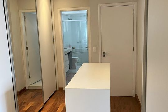 Quarto de apartamento à venda com 3 quartos, 232m² em Perdizes, São Paulo