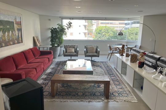 Sala de apartamento à venda com 3 quartos, 232m² em Perdizes, São Paulo